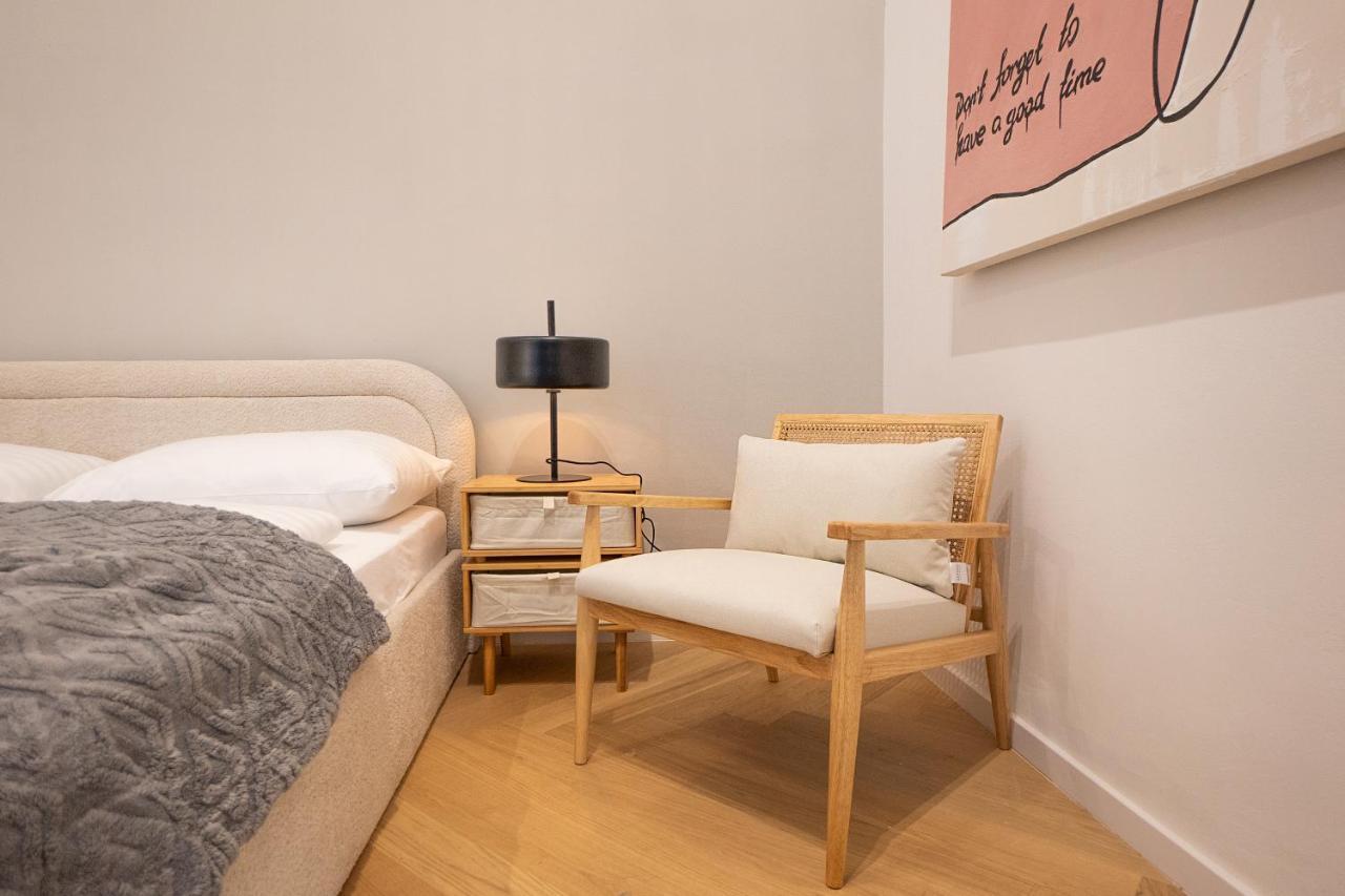 Spacious 110М2 Flat In The City Center Вена Экстерьер фото