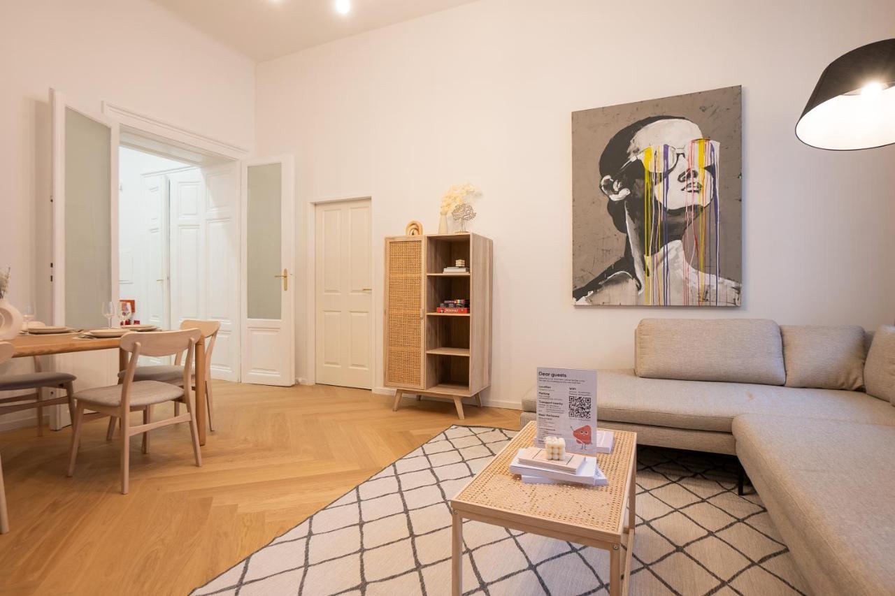 Spacious 110М2 Flat In The City Center Вена Экстерьер фото