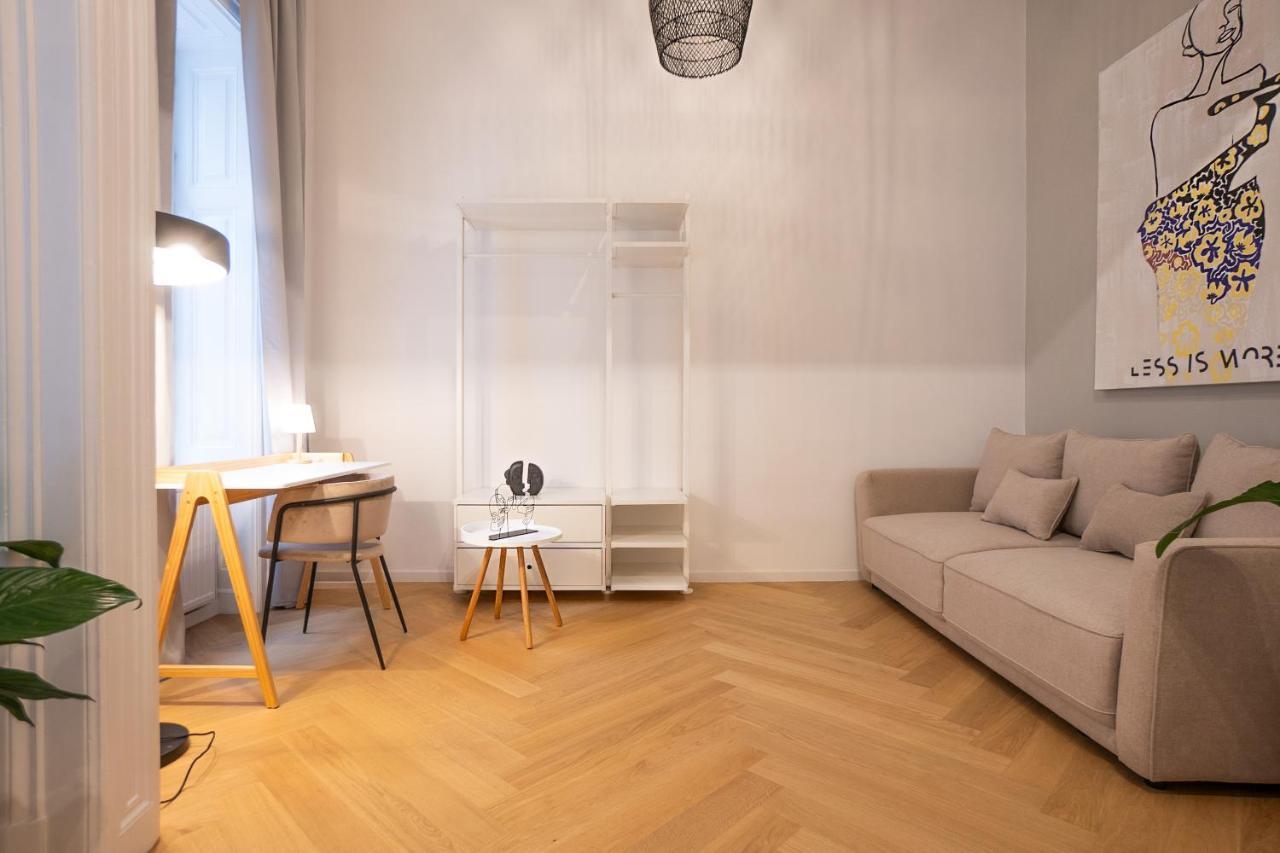 Spacious 110М2 Flat In The City Center Вена Экстерьер фото