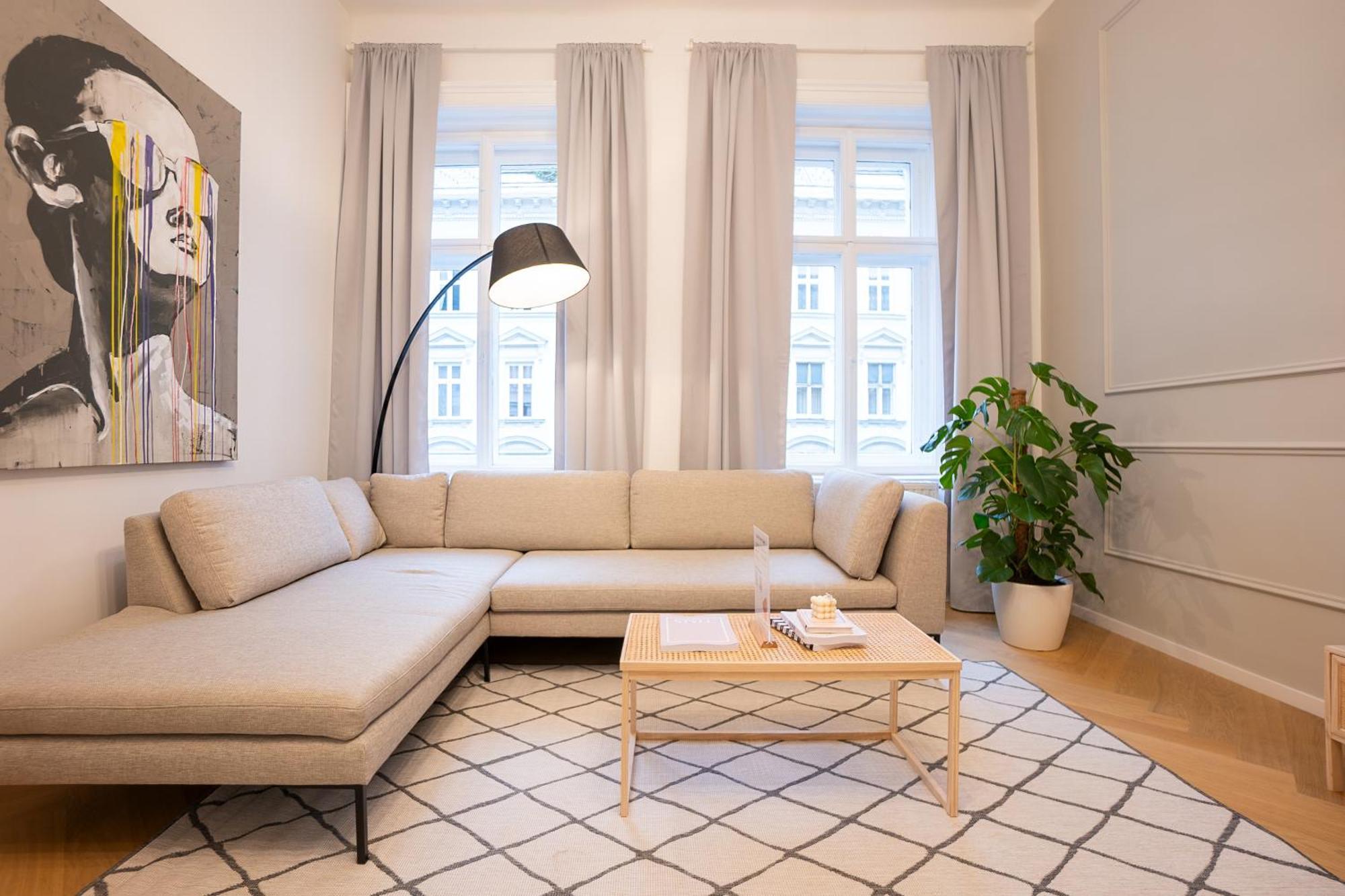 Spacious 110М2 Flat In The City Center Вена Экстерьер фото