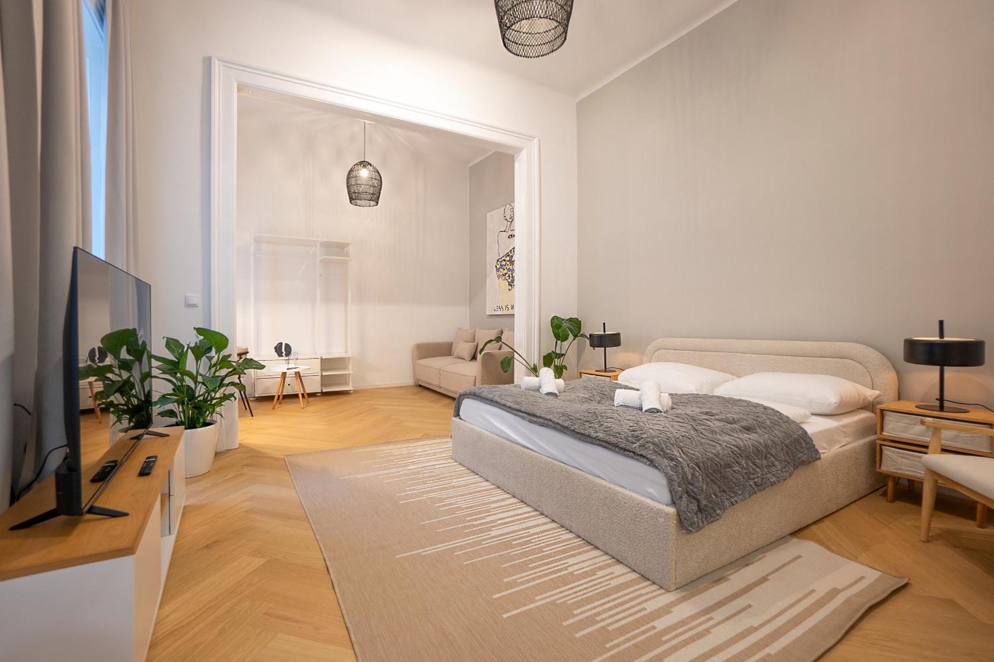 Spacious 110М2 Flat In The City Center Вена Экстерьер фото