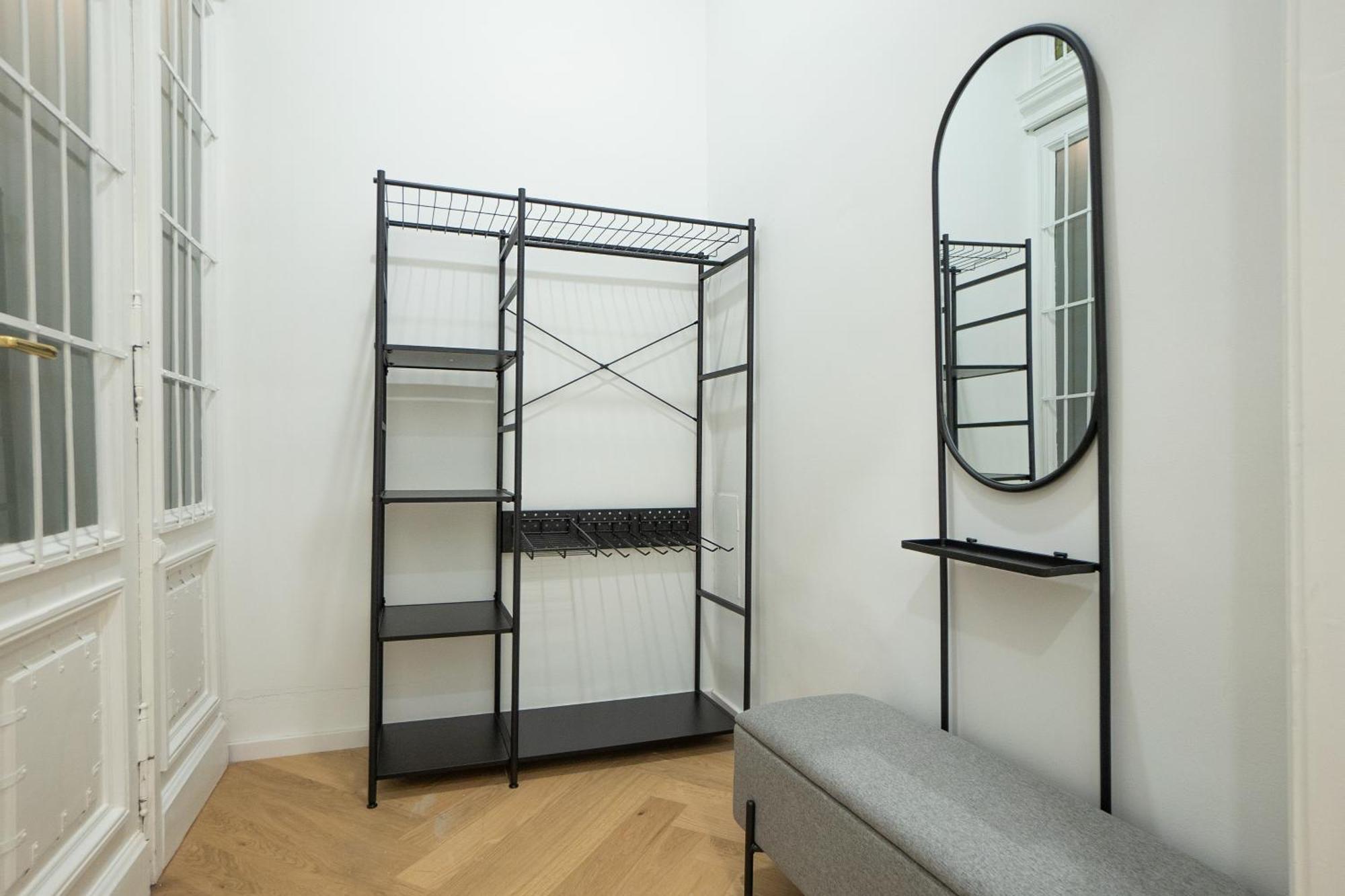 Spacious 110М2 Flat In The City Center Вена Экстерьер фото