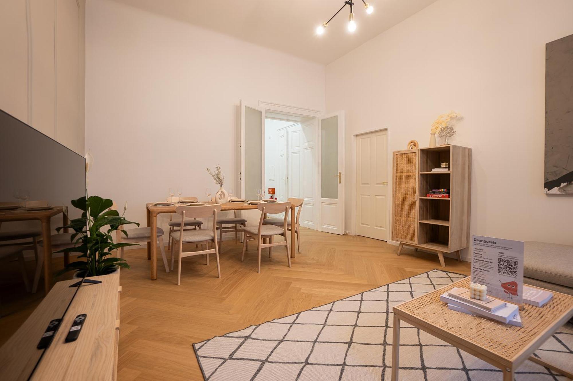 Spacious 110М2 Flat In The City Center Вена Экстерьер фото